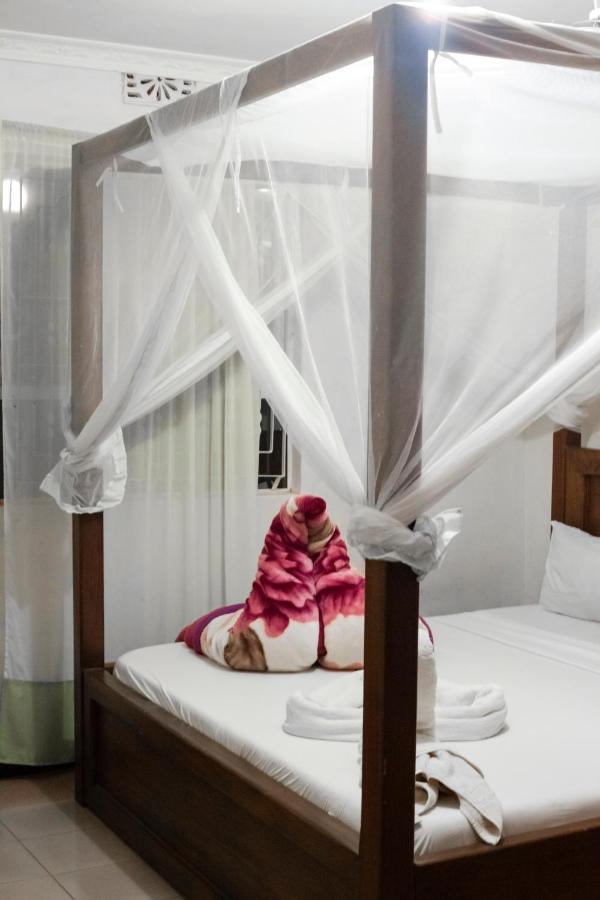 The Secret Garden Hotel מושי מראה חיצוני תמונה