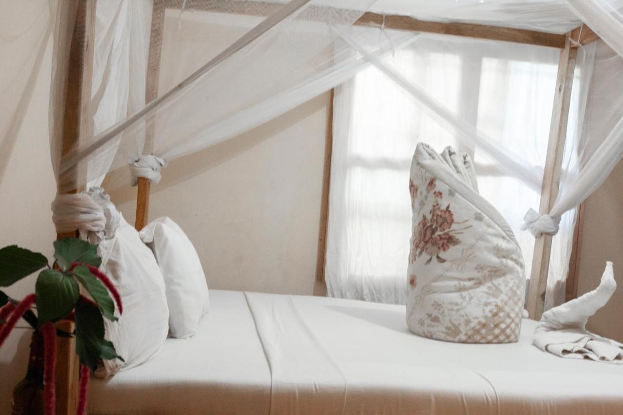 The Secret Garden Hotel מושי מראה חיצוני תמונה