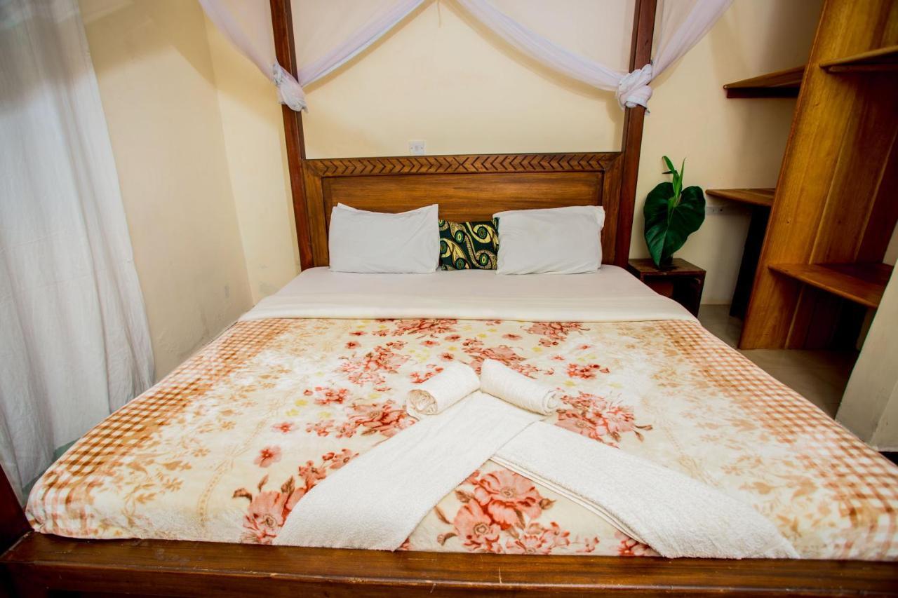 The Secret Garden Hotel מושי מראה חיצוני תמונה